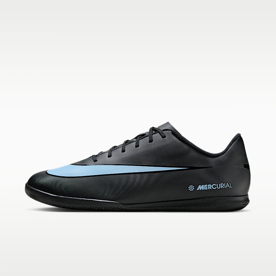 Mercurial: Un día cualquiera con Ada y CR7. Nike